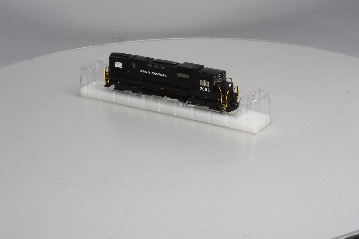 Bowser 23870 Penn Central Alco C-430 Diesel Locomotive #2055