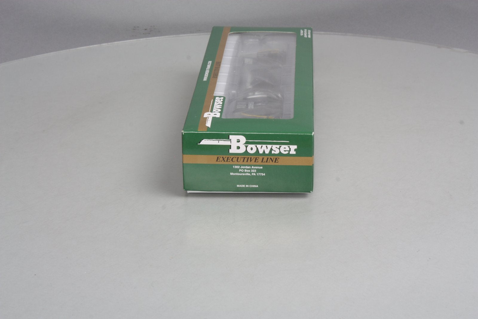 Bowser 23870 Penn Central Alco C-430 Diesel Locomotive #2055