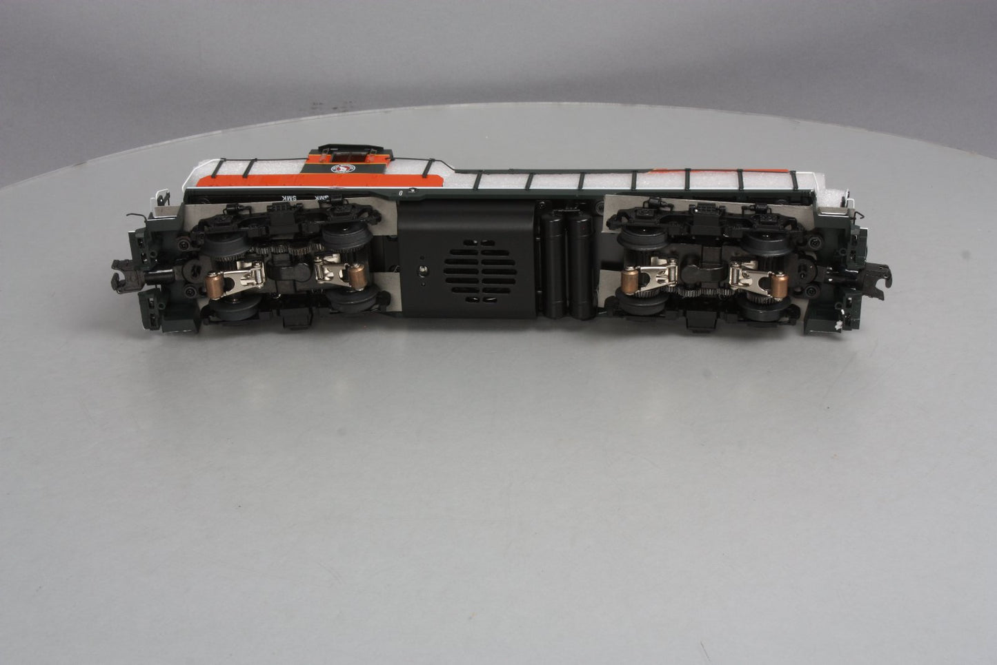 Lionel 6-34664 Great Northern Legacy GP9 Diesel Locomotive #688