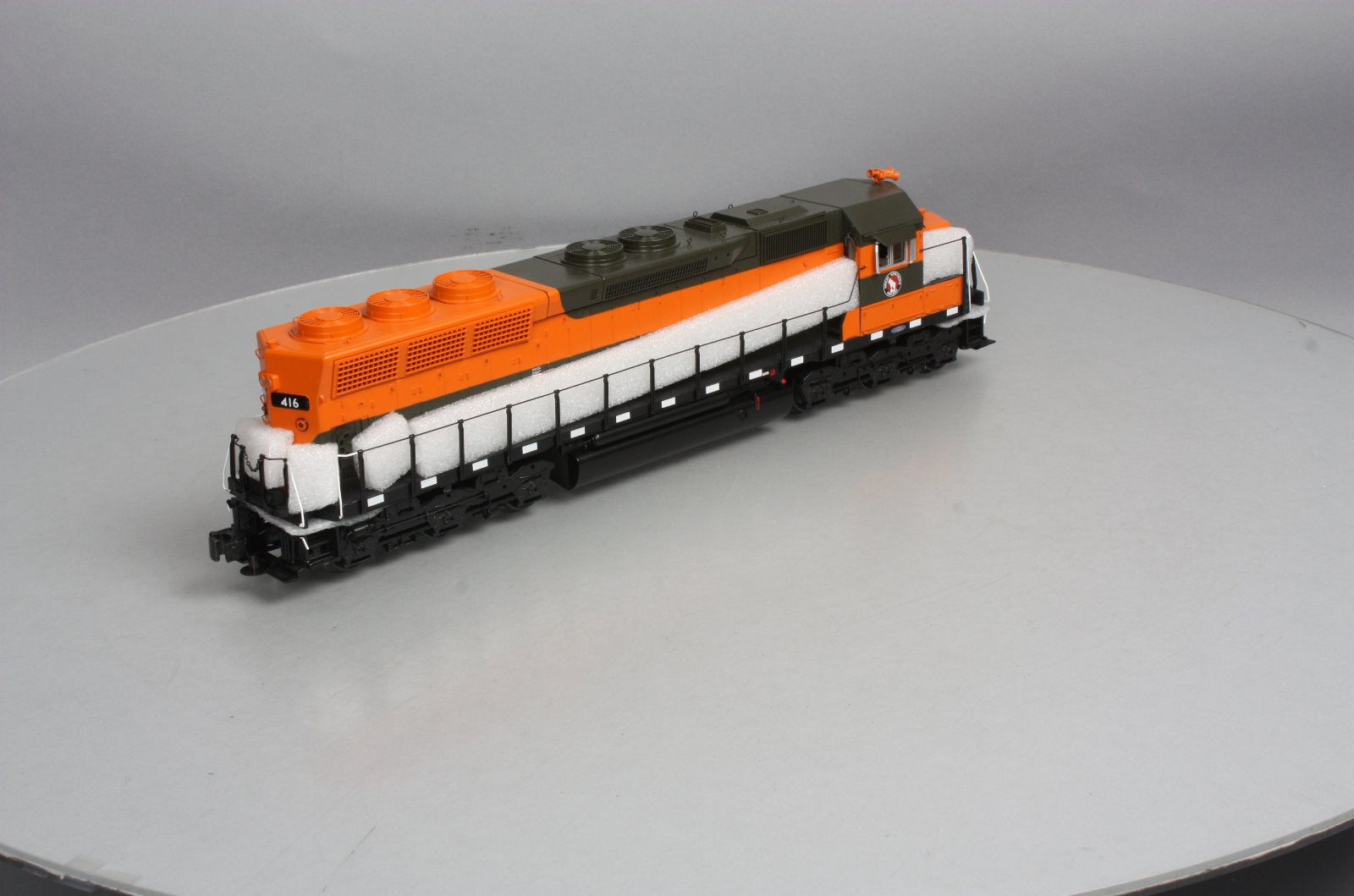 MTH 20-2935-3 Great Northern SD45 Low Hood Non-Powered Diesel Engine #416