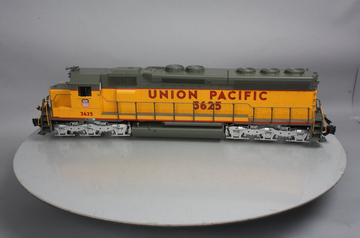 Aristo-Craft 22405 G Union Pacific SD-45 Diesel Locomotive