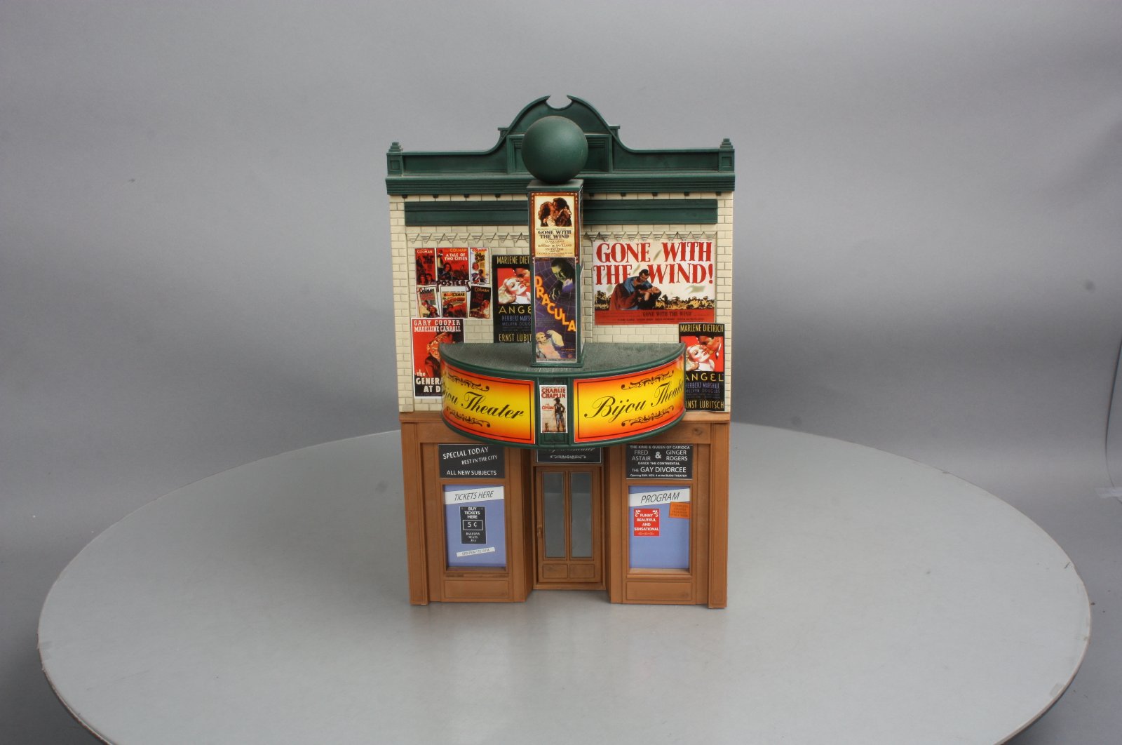 Piko 62233 G Bijou Theatre G Scale Built-Up Building