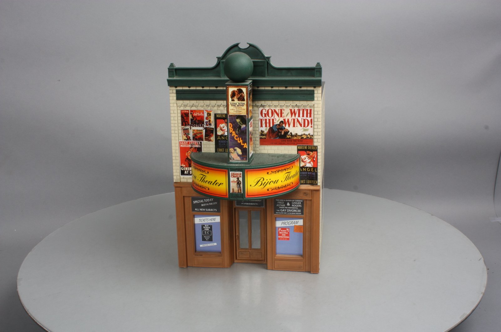Piko 62233 G Bijou Theatre G Scale Built-Up Building