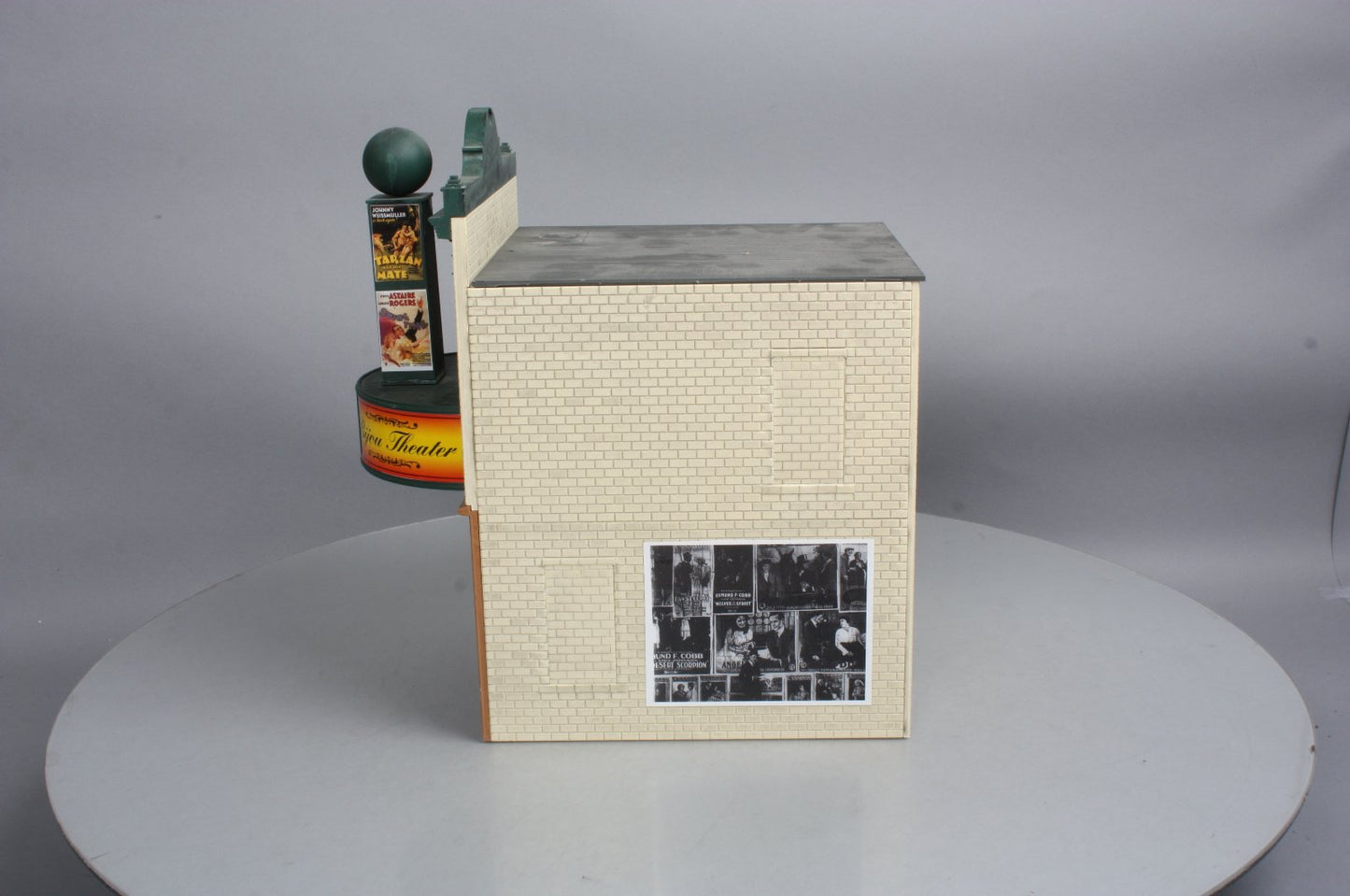 Piko 62233 G Bijou Theatre G Scale Built-Up Building