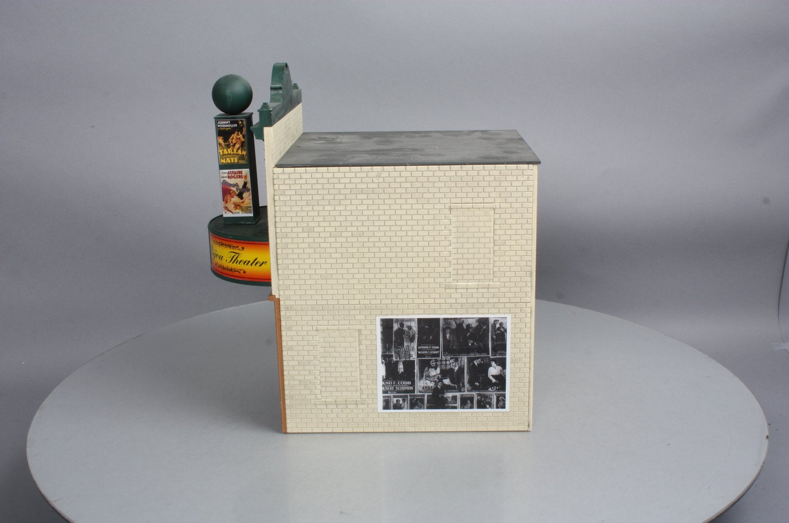 Piko 62233 G Bijou Theatre G Scale Built-Up Building
