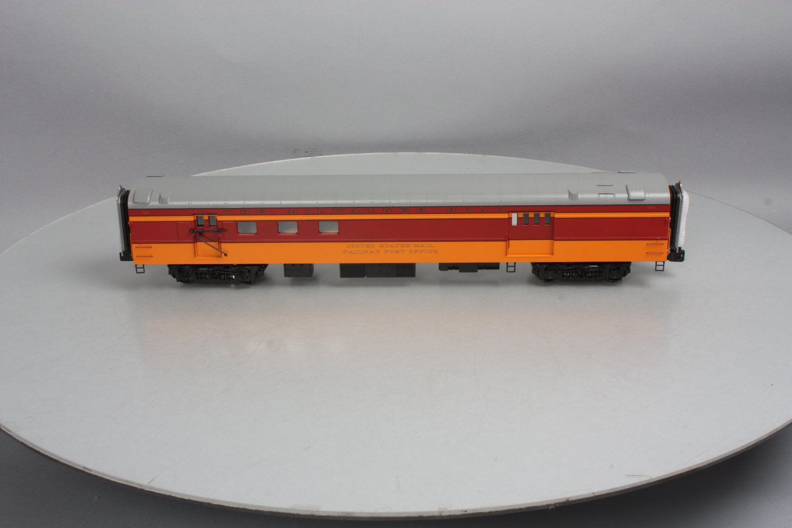 MTH 20-68173 O Gauge Milwaukee Rd 70' ABS RPO PASSENGER CAR