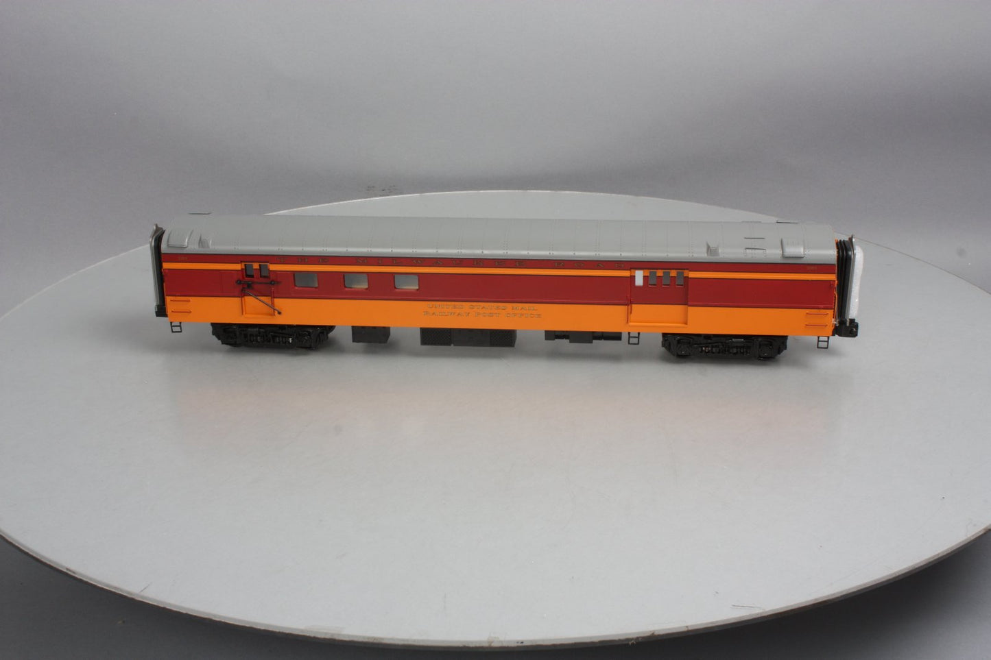 MTH 20-68173 O Gauge Milwaukee Rd 70' ABS RPO PASSENGER CAR