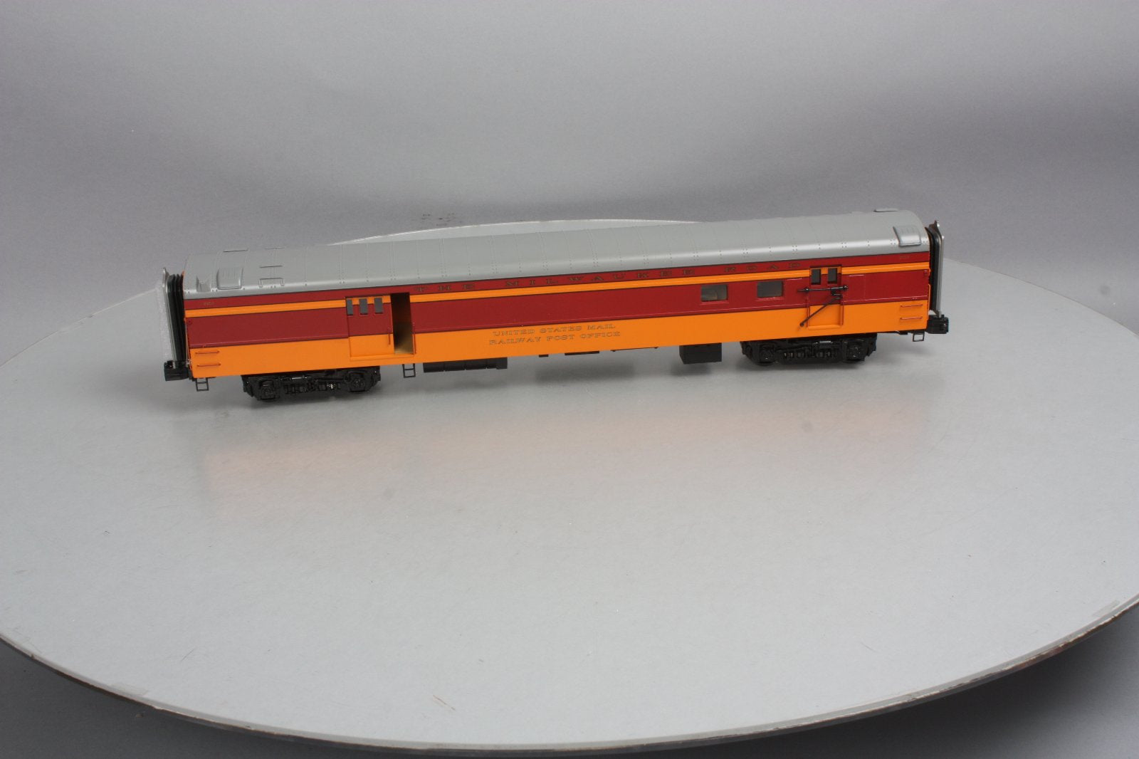 MTH 20-68173 O Gauge Milwaukee Rd 70' ABS RPO PASSENGER CAR