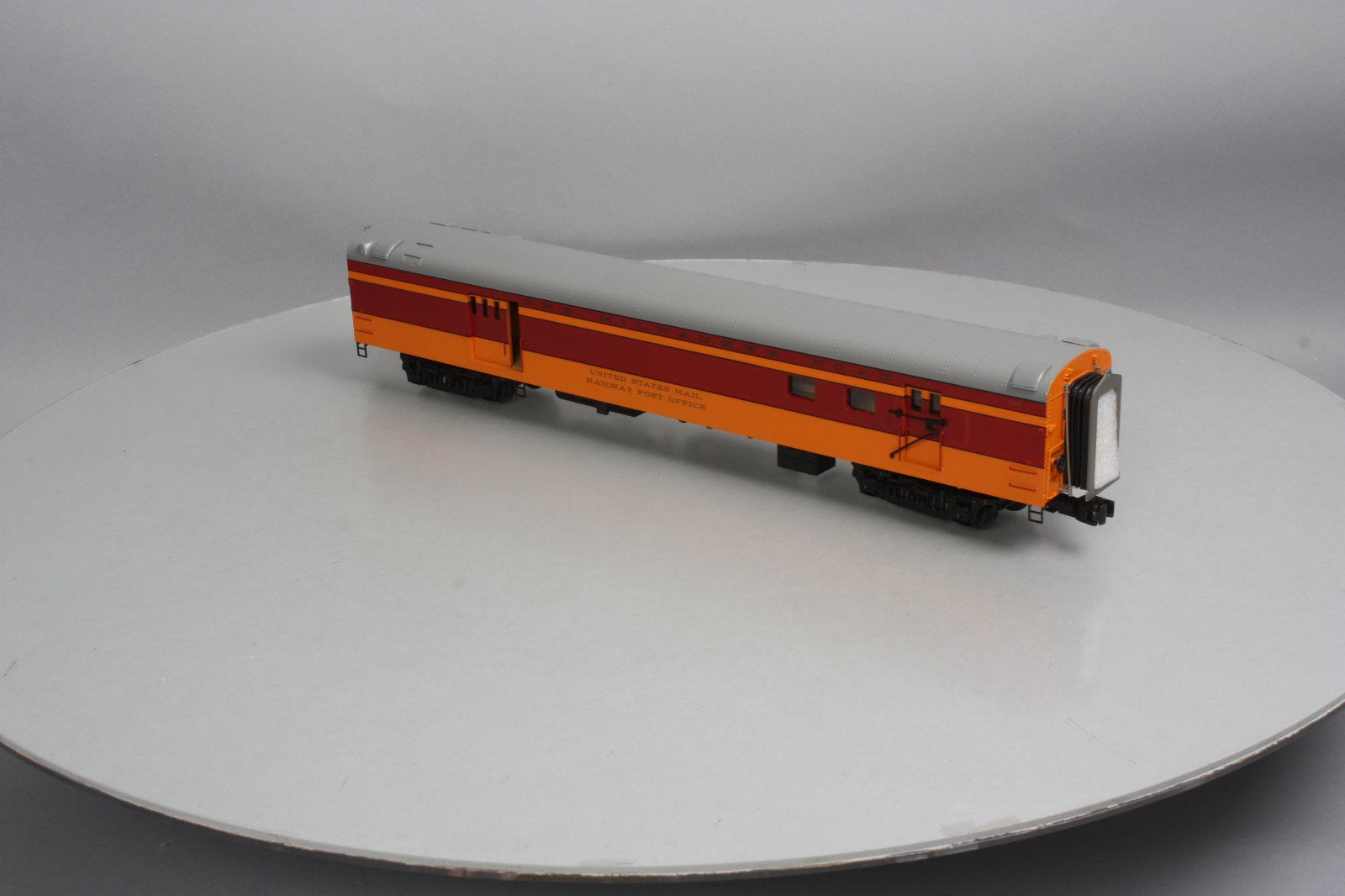 MTH 20-68173 O Gauge Milwaukee Rd 70' ABS RPO PASSENGER CAR