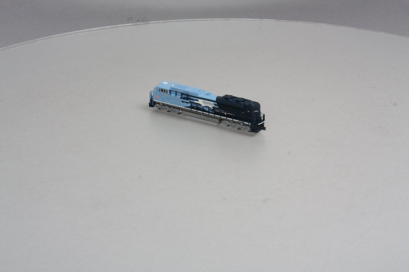 Kato 176-8408 N Scale UP/Missouri Pacfic SD70ACe Powered Diesel Locomotive #1982
