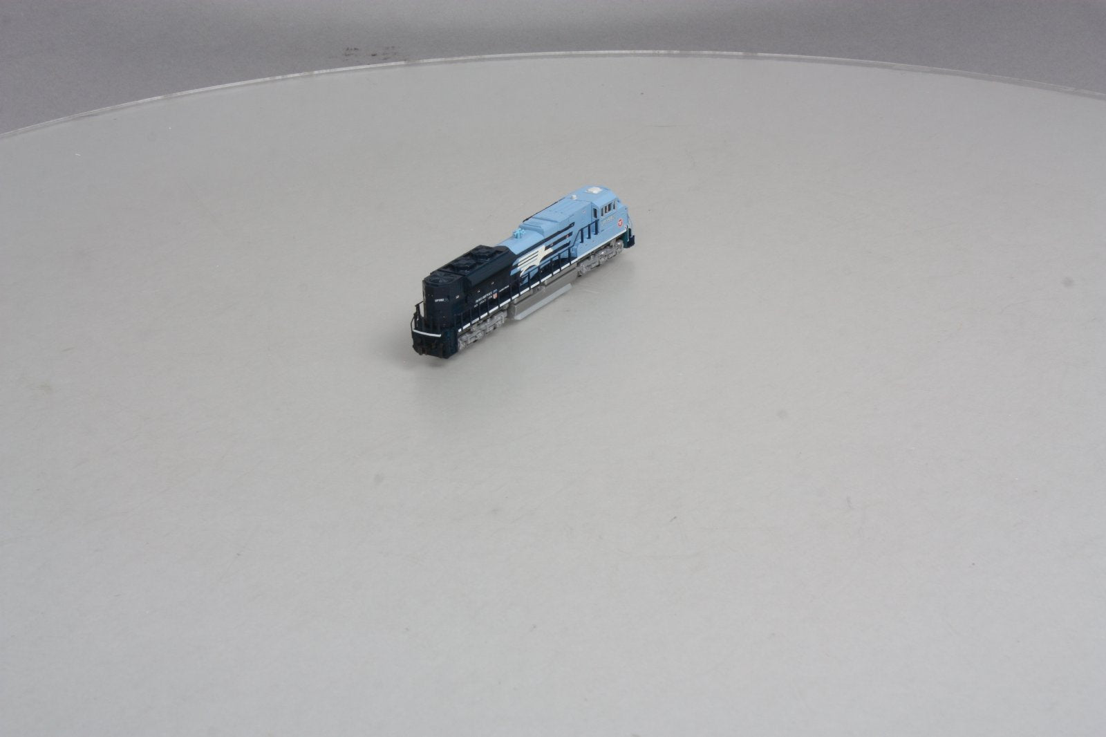 Kato 176-8408 N Scale UP/Missouri Pacfic SD70ACe Powered Diesel Locomotive #1982