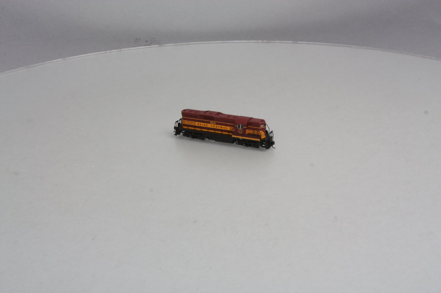 Atlas 48046 Maine Central GP-7 Phase 1 Diesel Locomotive