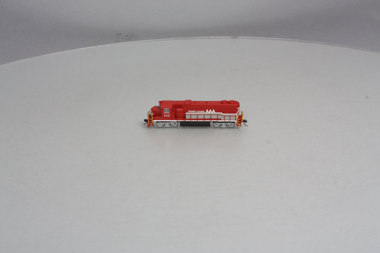 Atlas 47644 N Scale Vermont Rwy.GP38-2 #202