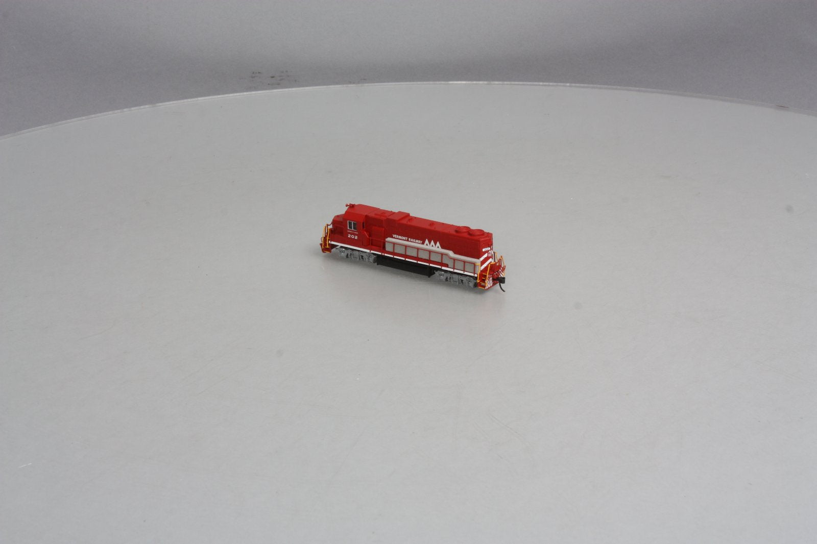 Atlas 47644 N Scale Vermont Rwy.GP38-2 #202