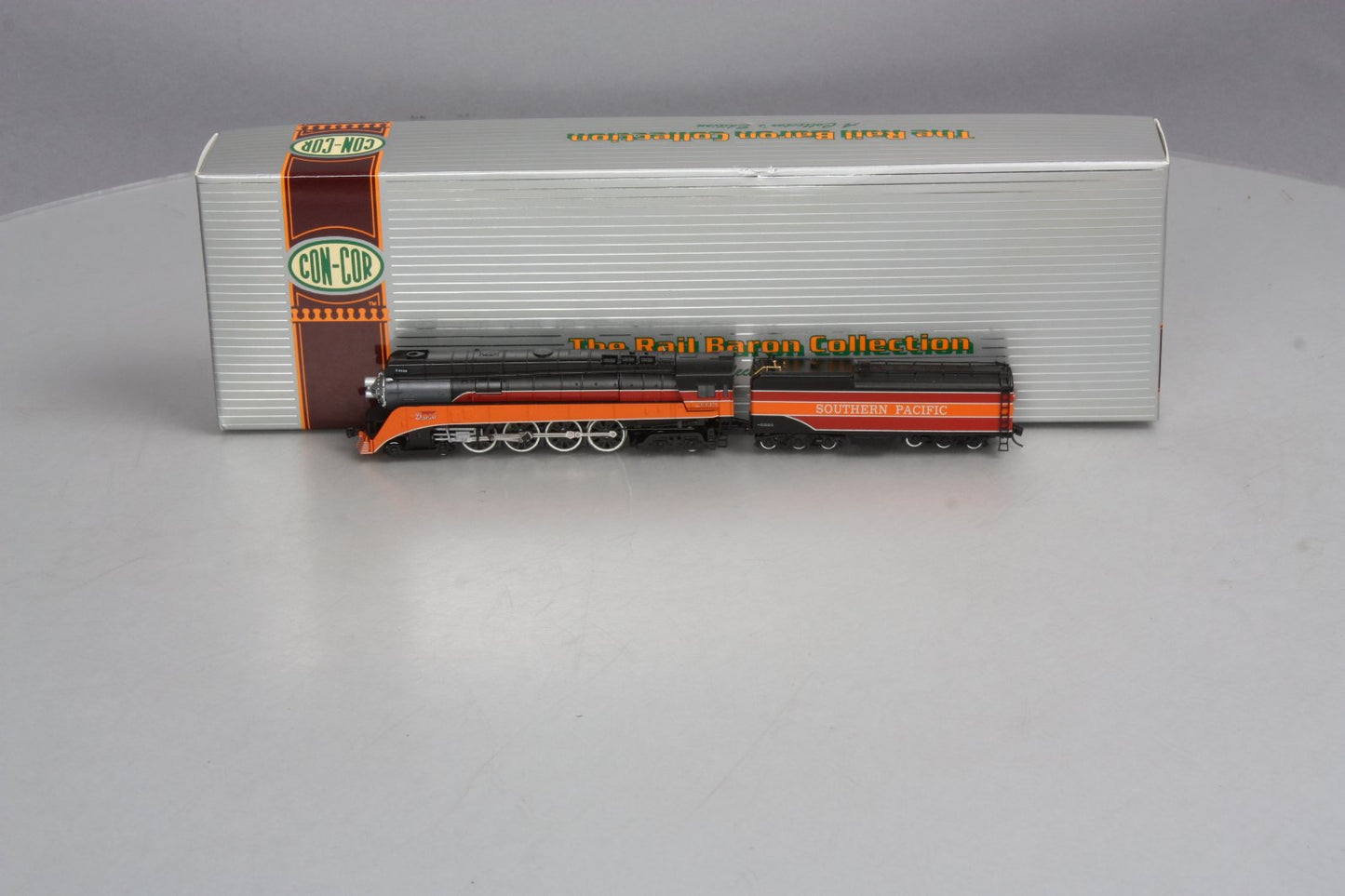 Con-Cor 01-3854 N Scale GS-4 SP Daylight 4-8-4 Steam Locomotive & Tender