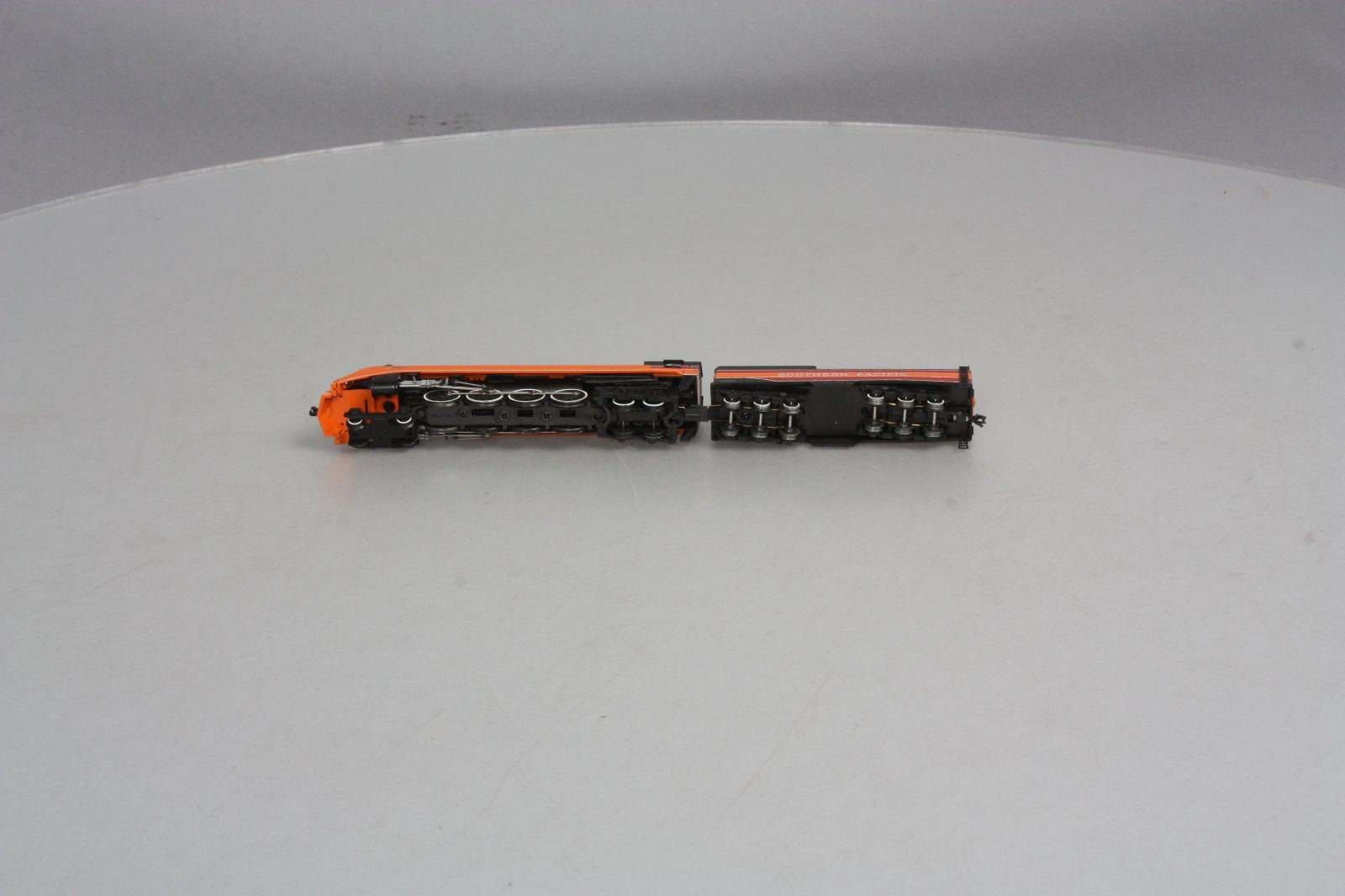 Con-Cor 01-3854 N Scale GS-4 SP Daylight 4-8-4 Steam Locomotive & Tender