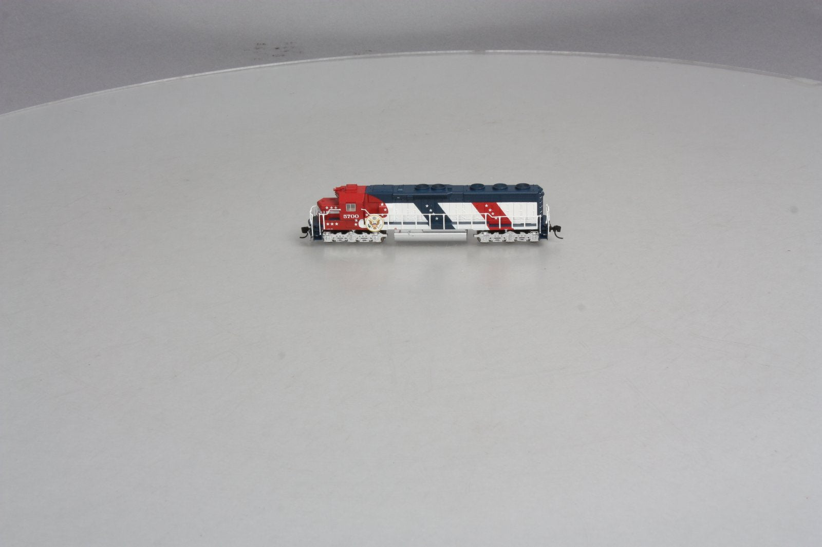 InterMountain 69596 N Atchison Topeaka Santa Fe Bicentenial SD45-2 #5704