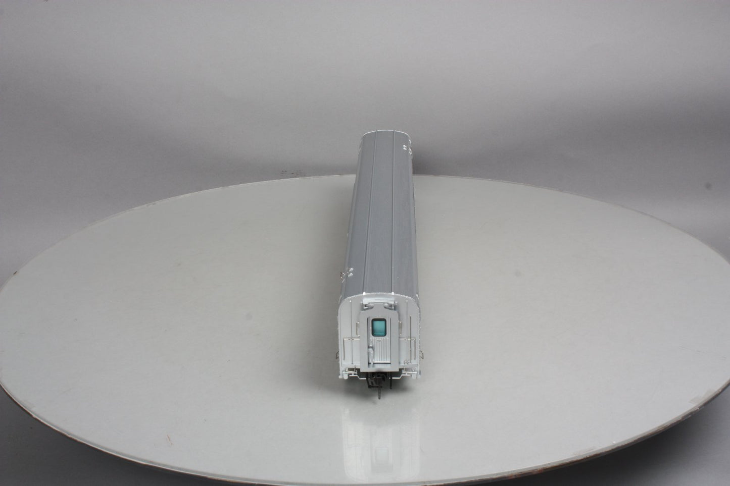 Atlas 3002196-1 O CB&Q Cali Zephyr "Silver Quail" 6-5 Sleeper #451 (2 Rail)