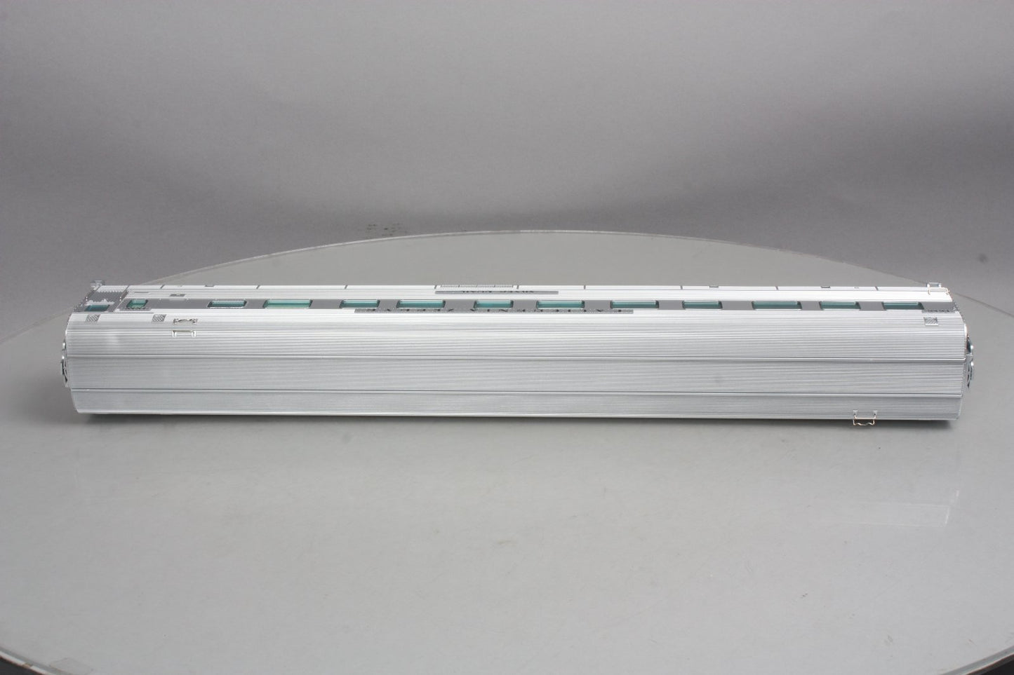 Atlas 3002196-1 O CB&Q Cali Zephyr "Silver Quail" 6-5 Sleeper #451 (2 Rail)