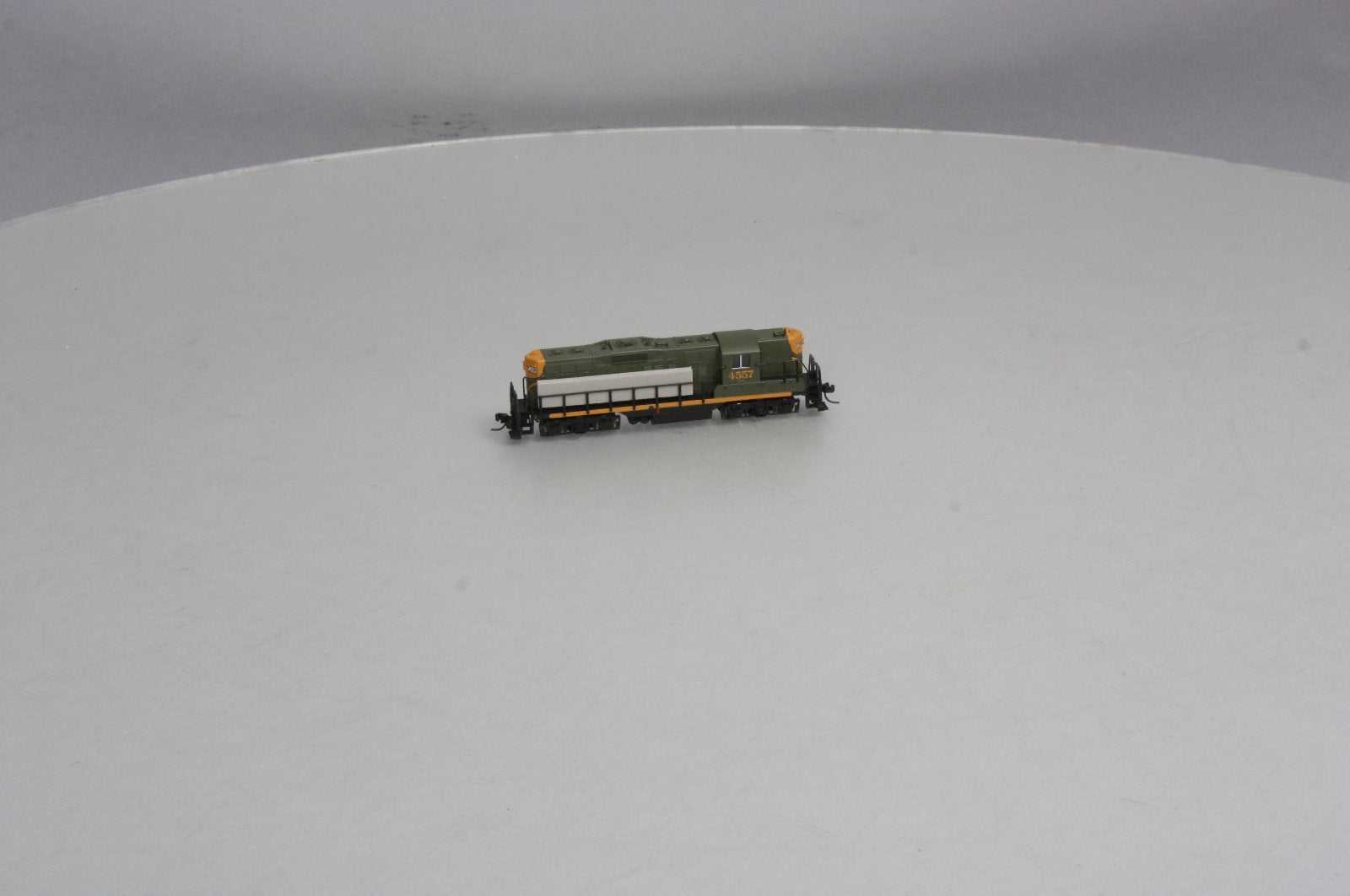 Atlas 48383 N Central Vermont GP9 Diesel #4557