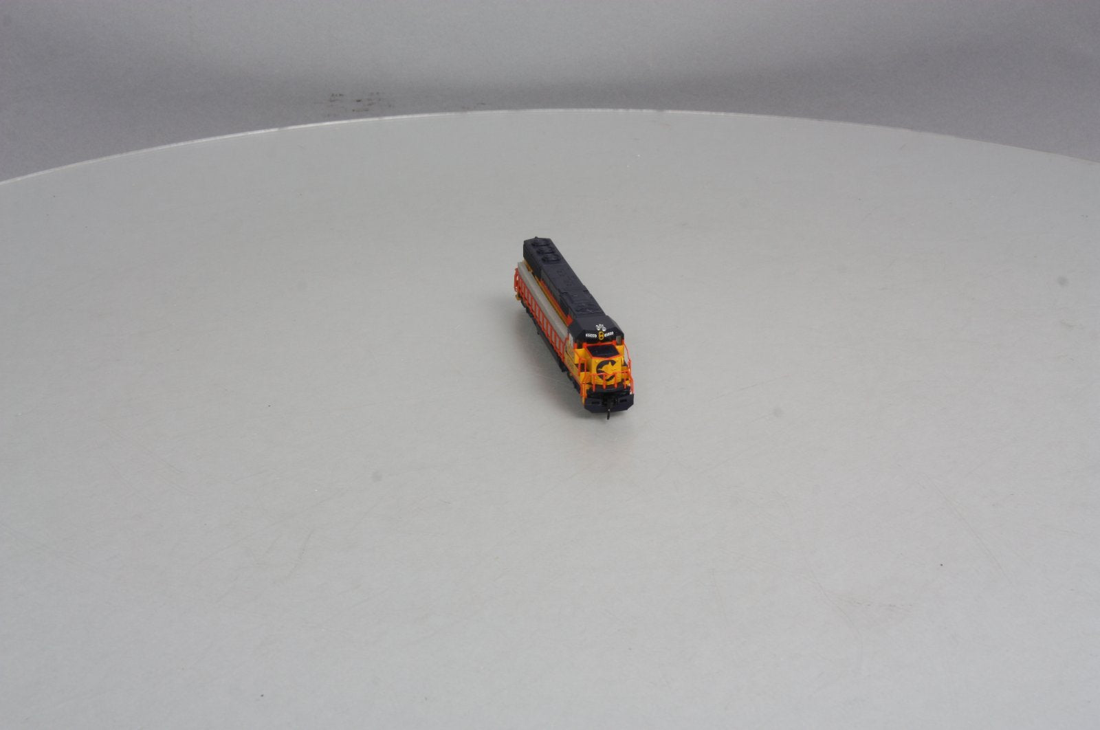 Atlas 49335 N Scale Chessie SD50 Diesel #8569