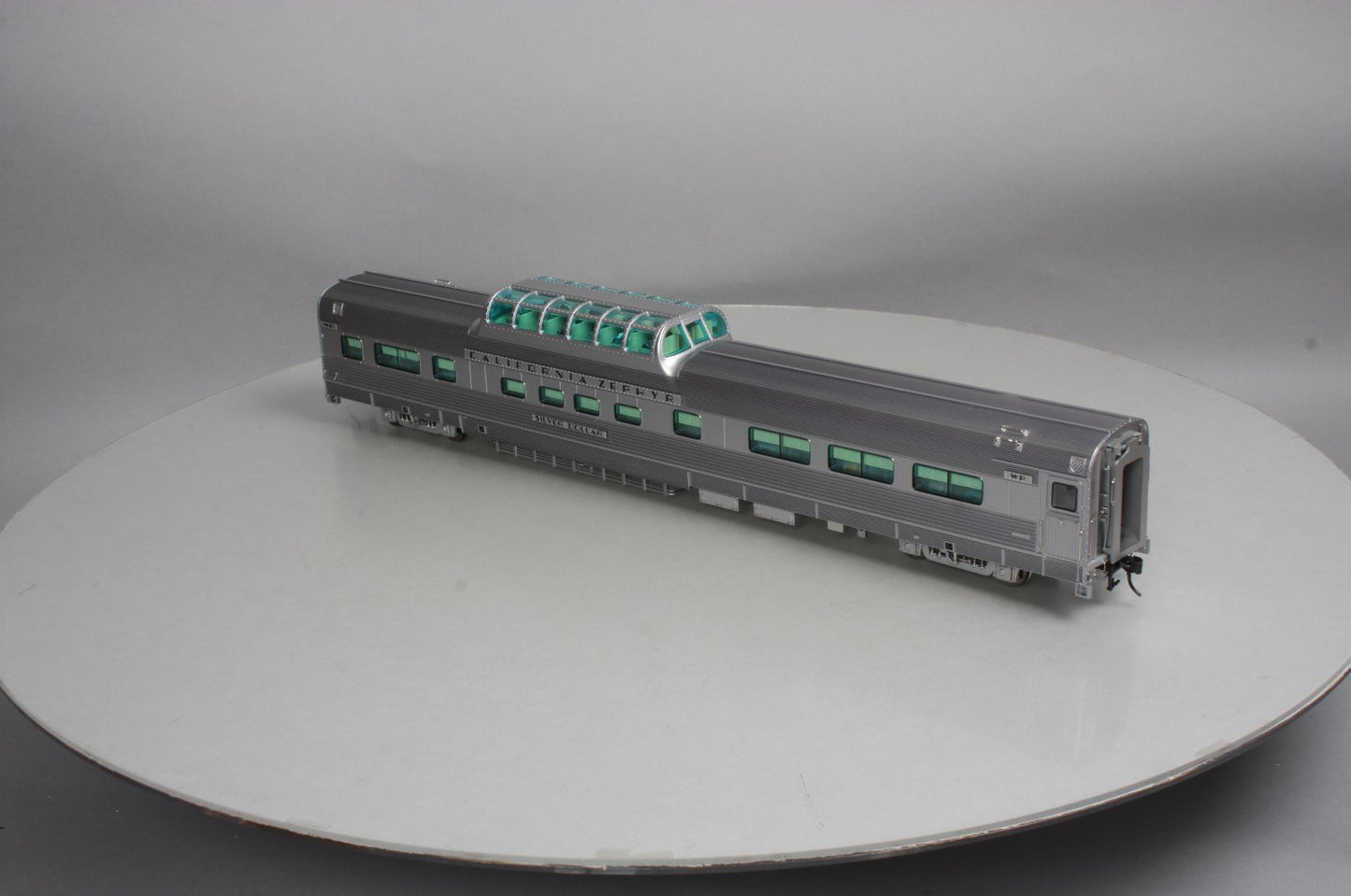 Atlas 3002153-1 O Western Pacific Zephyr "Silver Dollar" Dome Car (2-Rail)