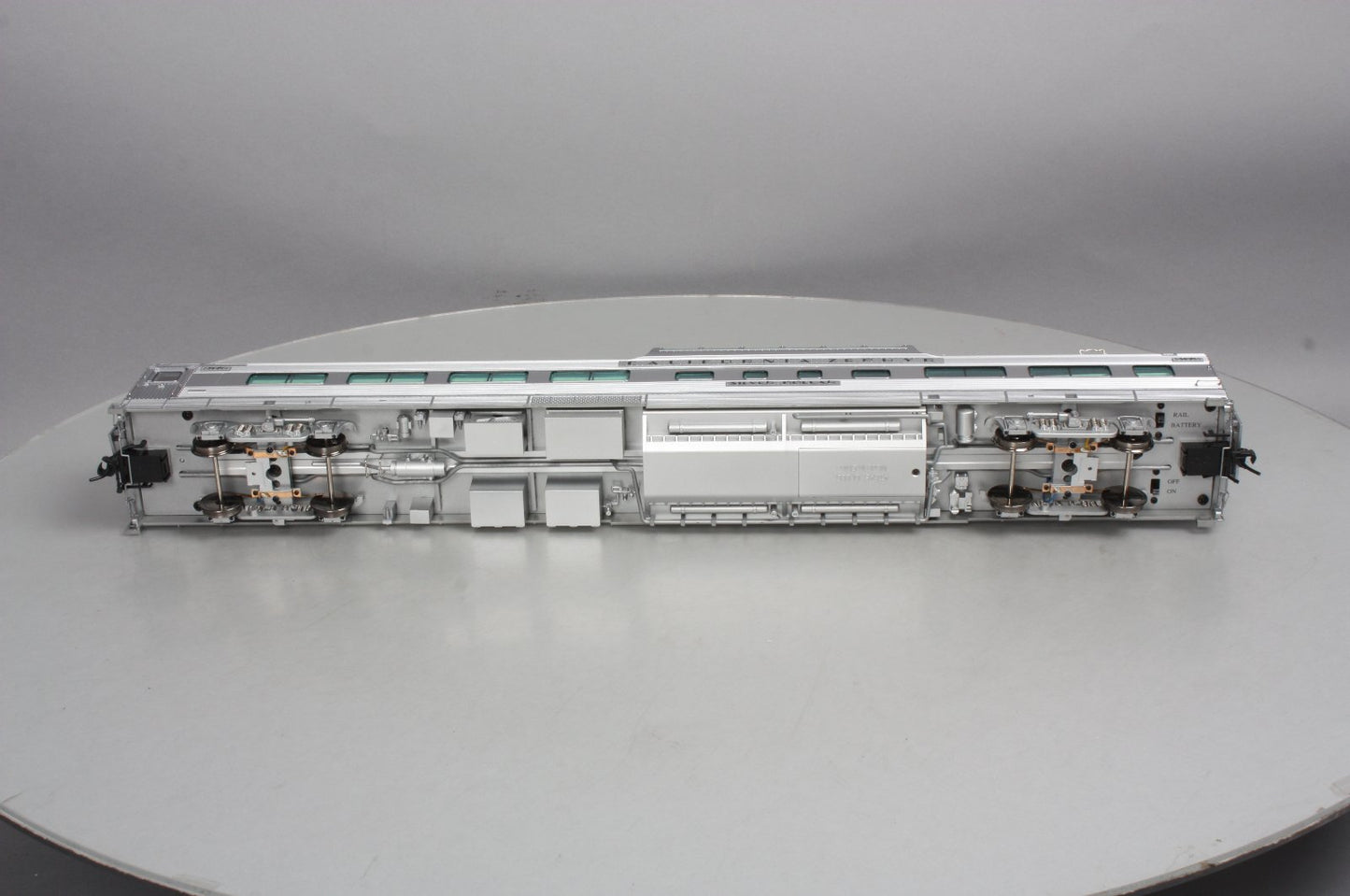 Atlas 3002153-1 O Western Pacific Zephyr "Silver Dollar" Dome Car (2-Rail)
