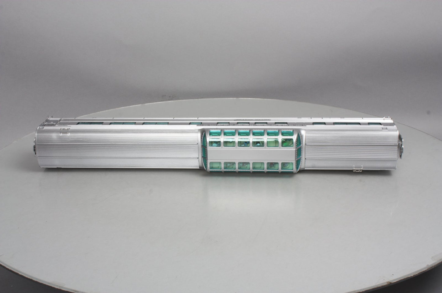 Atlas 3002153-1 O Western Pacific Zephyr "Silver Dollar" Dome Car (2-Rail)