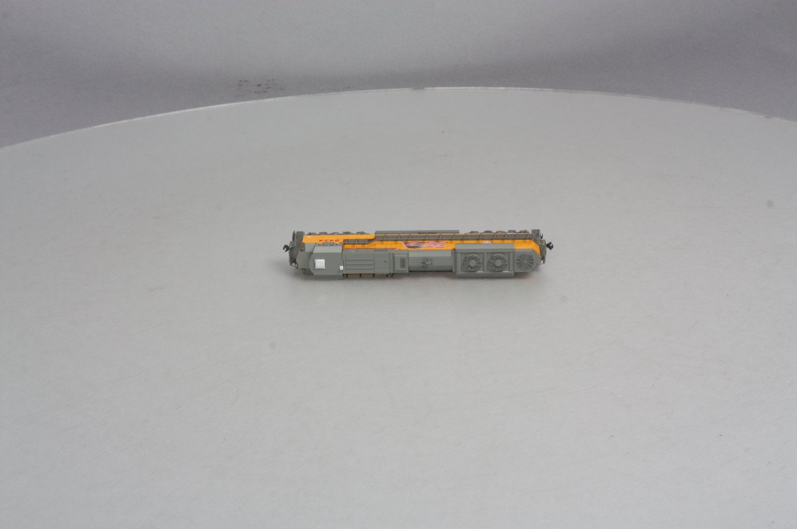 Kato 176-8401 N Union Pacific - Flag SD70ACe Powered Diesel #8424