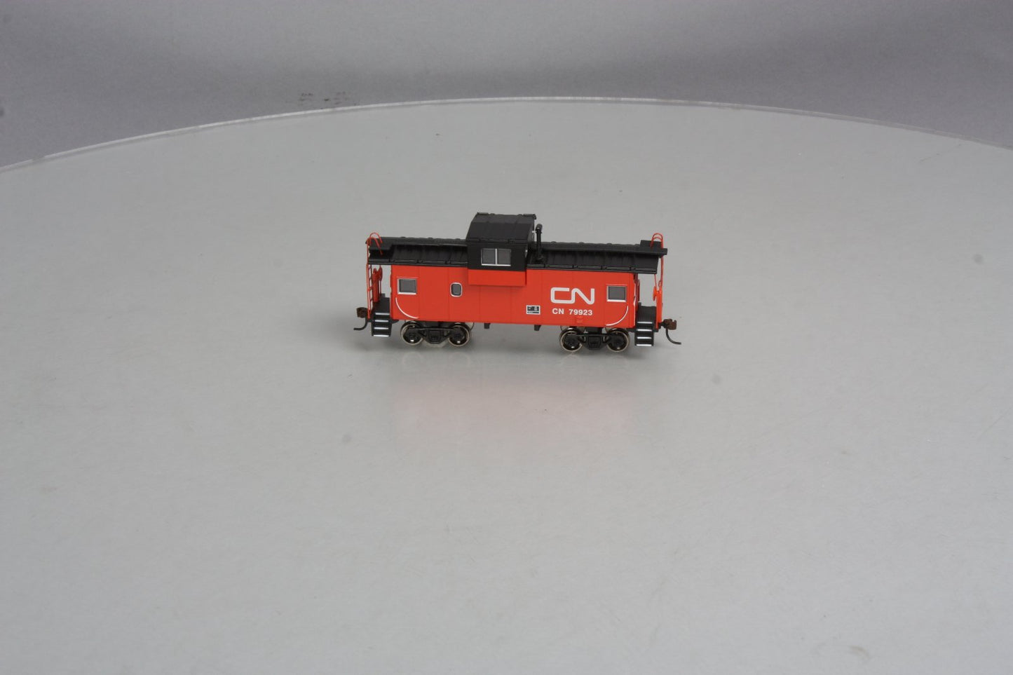 Athearn 75207 HO Canadian National Wide Vision Caboose #79923