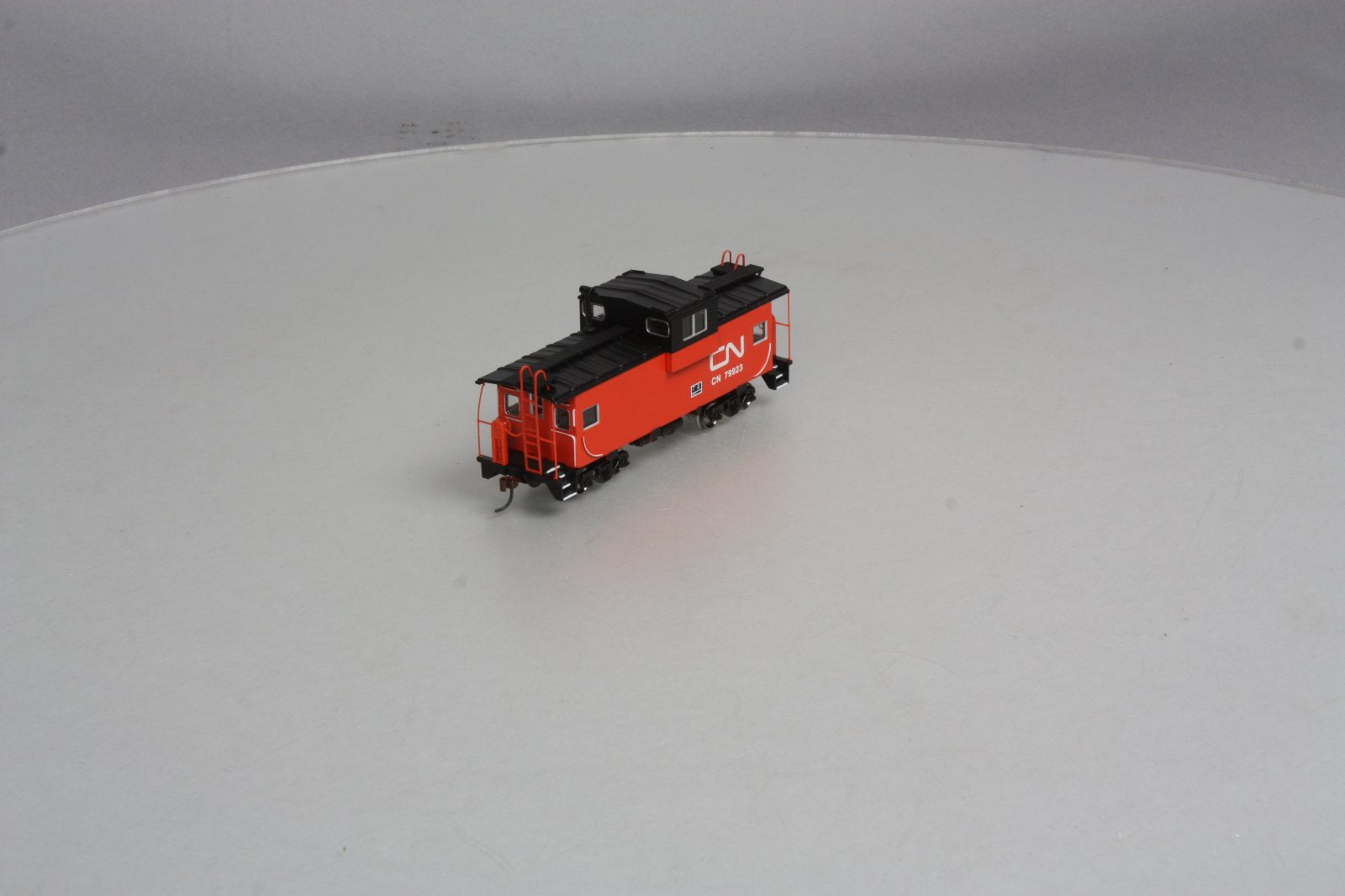 Athearn 75207 HO Canadian National Wide Vision Caboose #79923