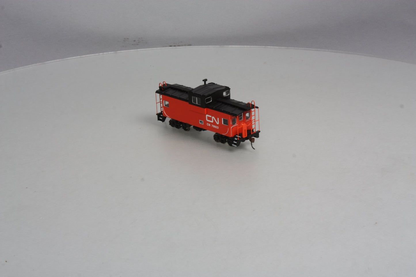Athearn 75207 HO Canadian National Wide Vision Caboose #79923