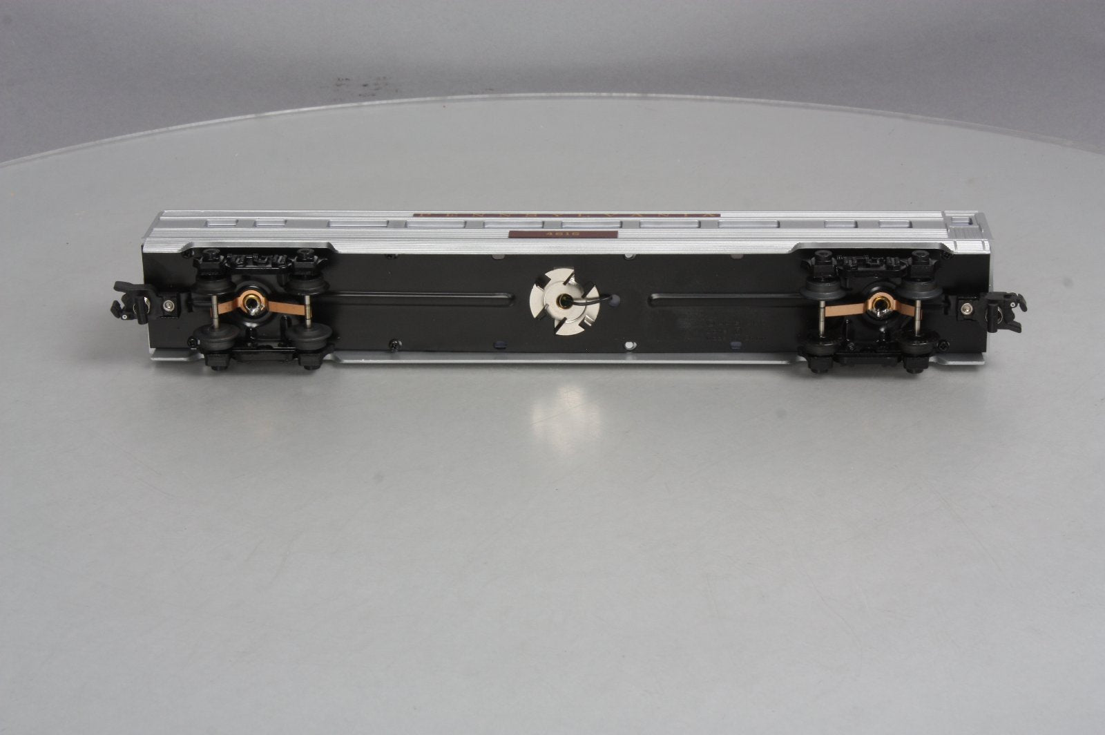 American Flyer 6-49959 S Scale Pennyslvania Streamline Full Vista Dome Car