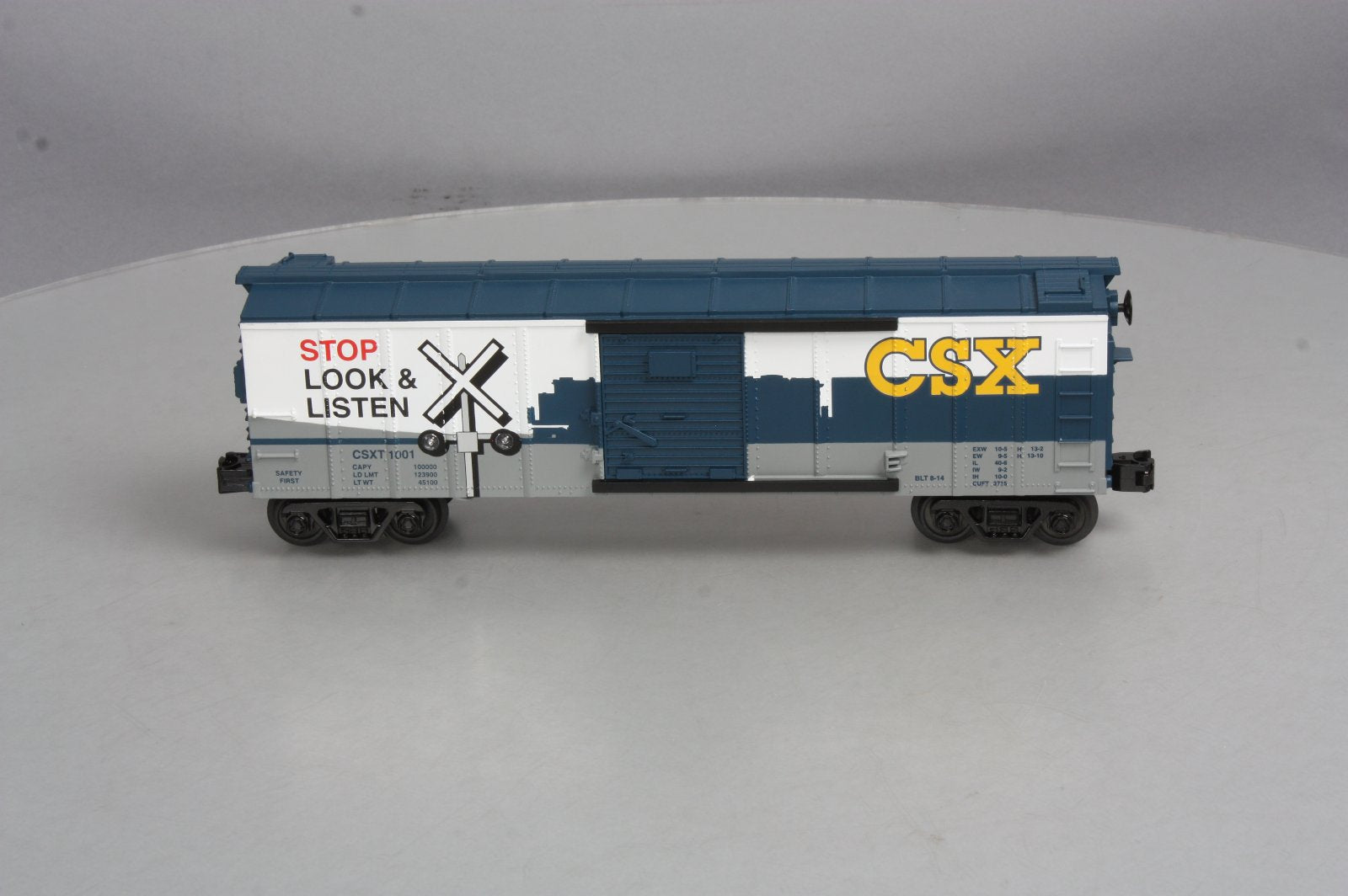 MTH 30-74776 O CSX Boxcar w/Blinking LEDs #1001