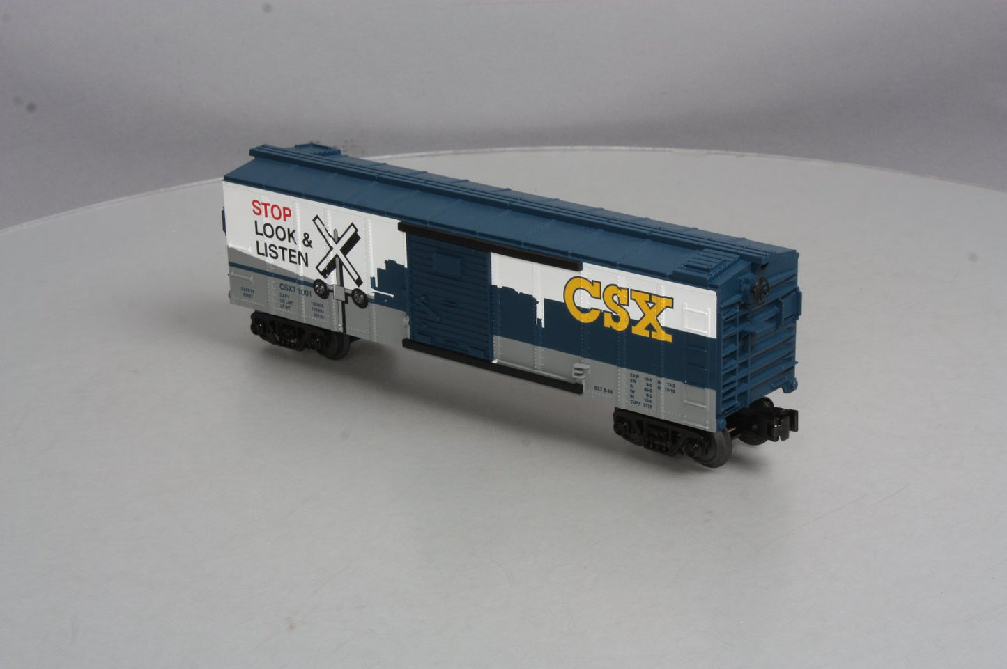 MTH 30-74776 O CSX Boxcar w/Blinking LEDs #1001