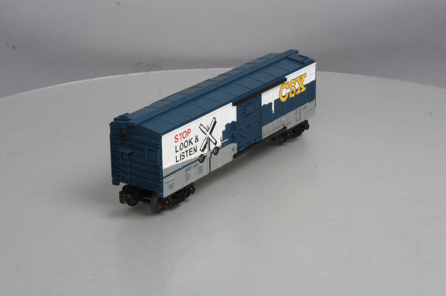 MTH 30-74776 O CSX Boxcar w/Blinking LEDs #1001