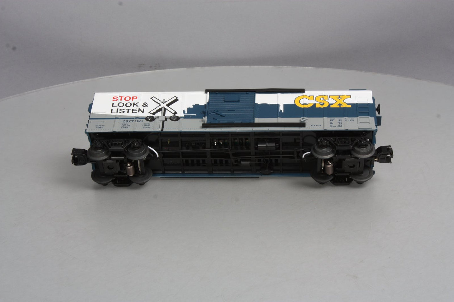 MTH 30-74776 O CSX Boxcar w/Blinking LEDs #1001