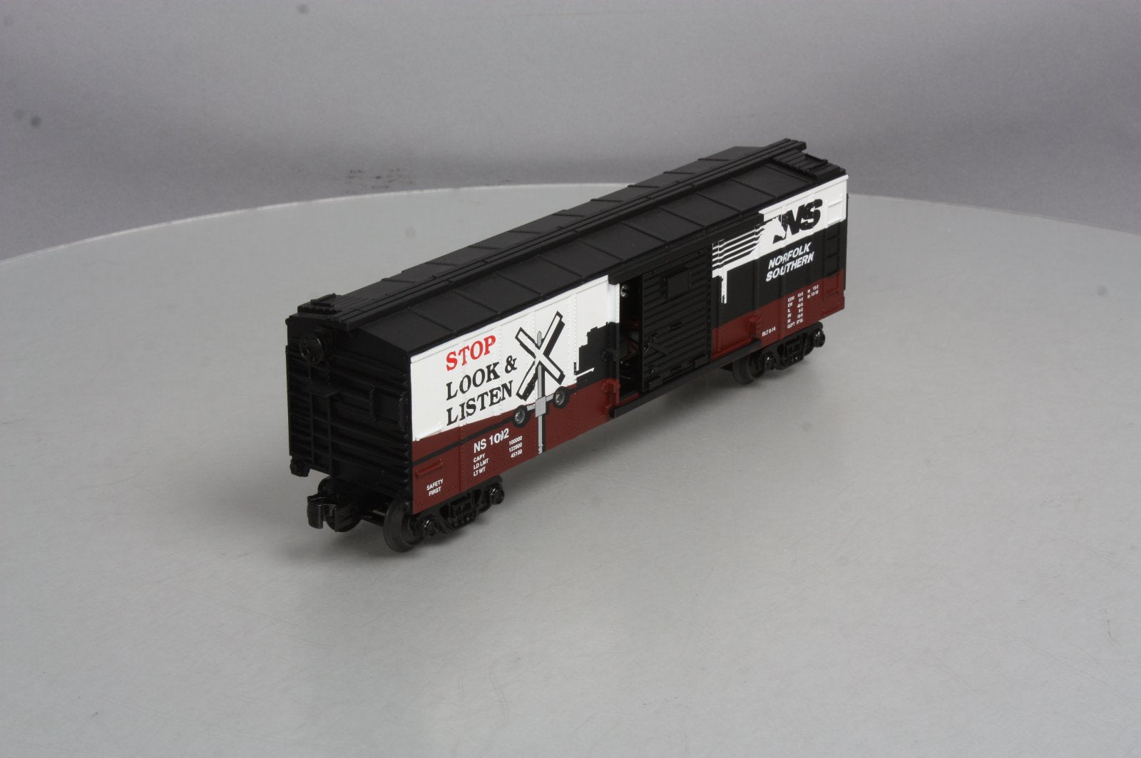 MTH 30-74777 O NS Boxcar w/Blinking LEDs