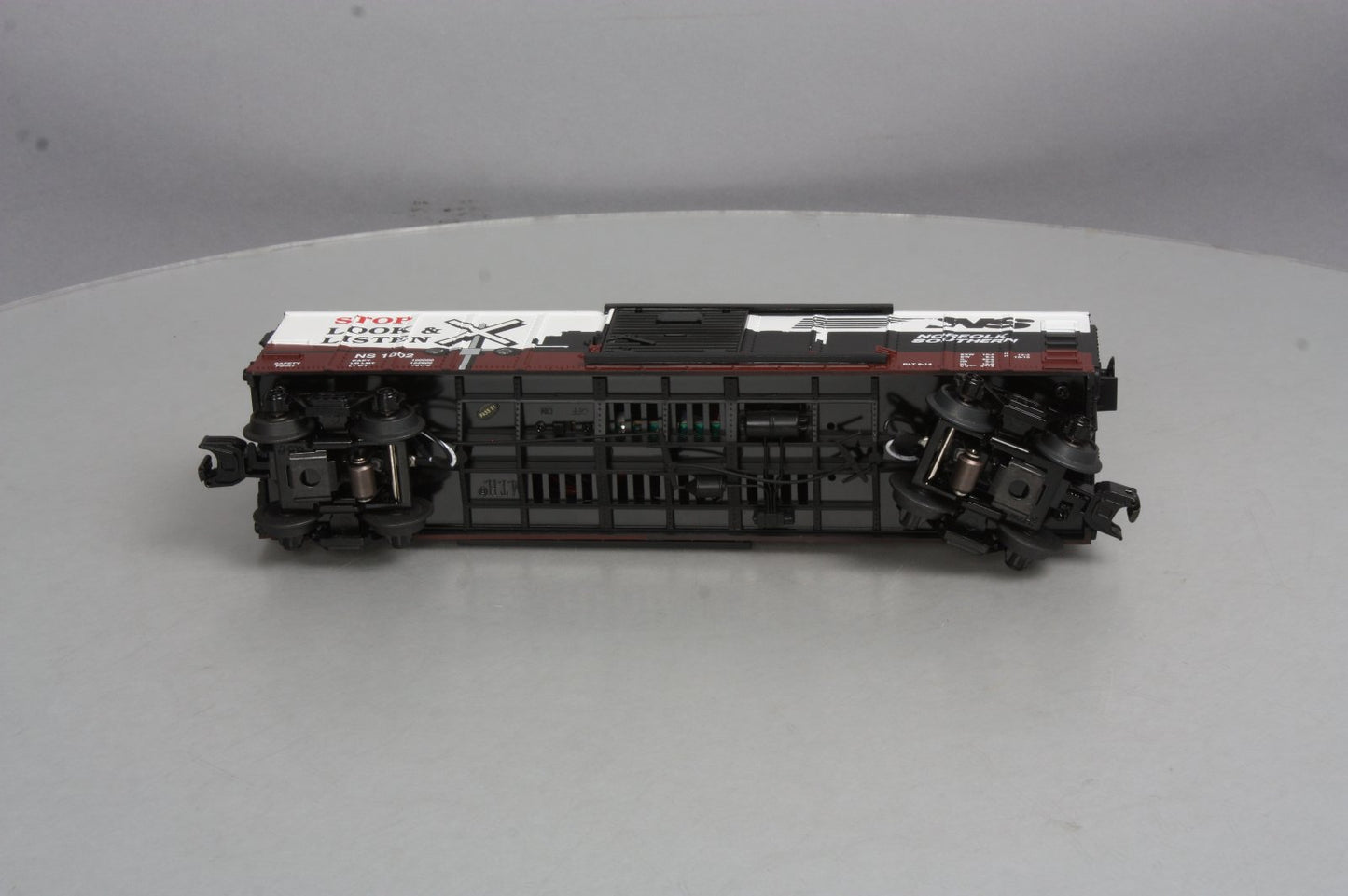 MTH 30-74777 O NS Boxcar w/Blinking LEDs