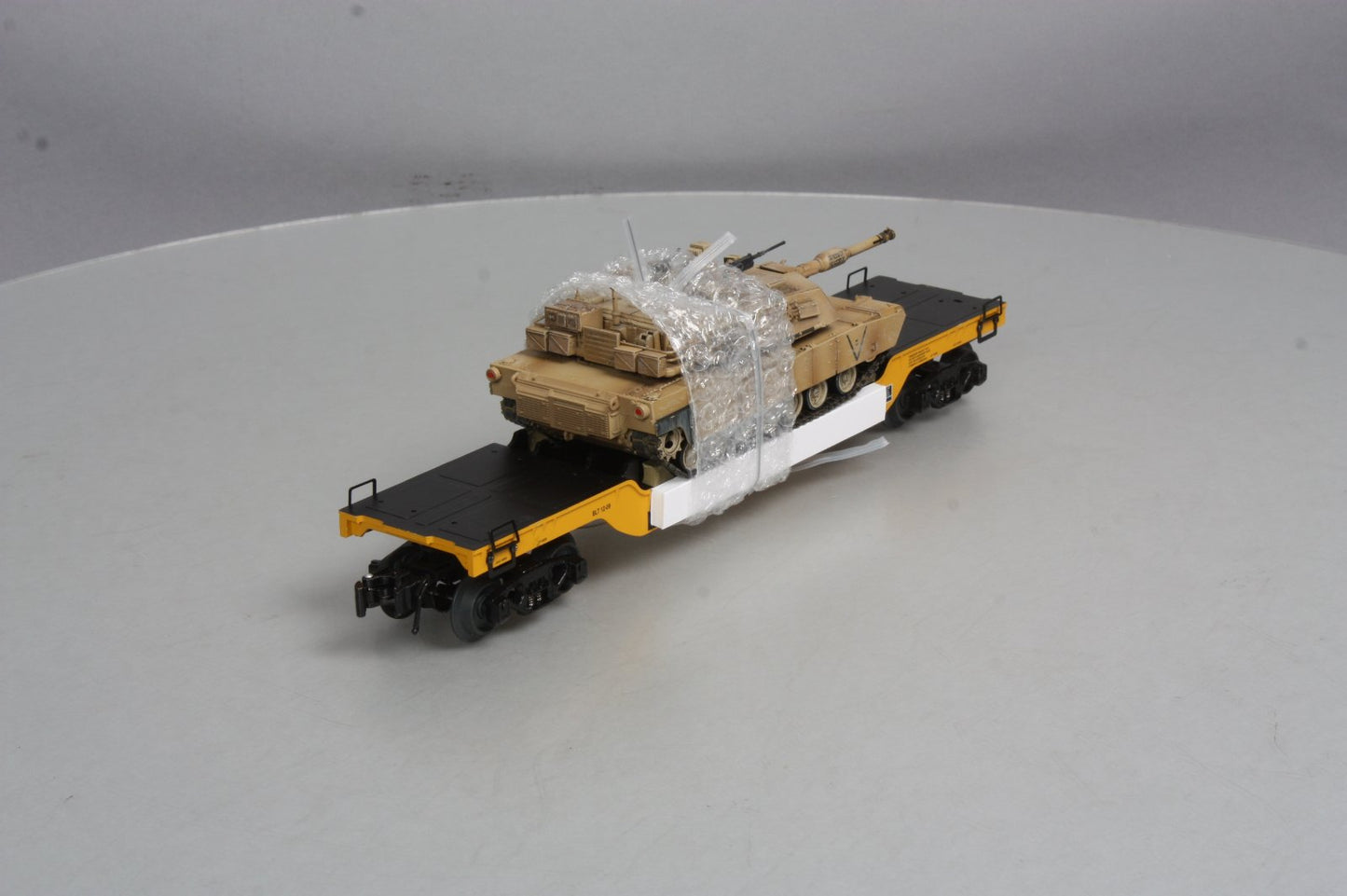 RMT 96699034 RMTX-20104 O Scale Flat Car w/Beep Shell Load (3-Rail)