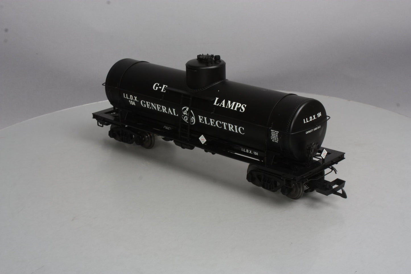 USA Trains R15118 G General Electric 10,000 Gallon Tank Car #104 - Metal Wheels