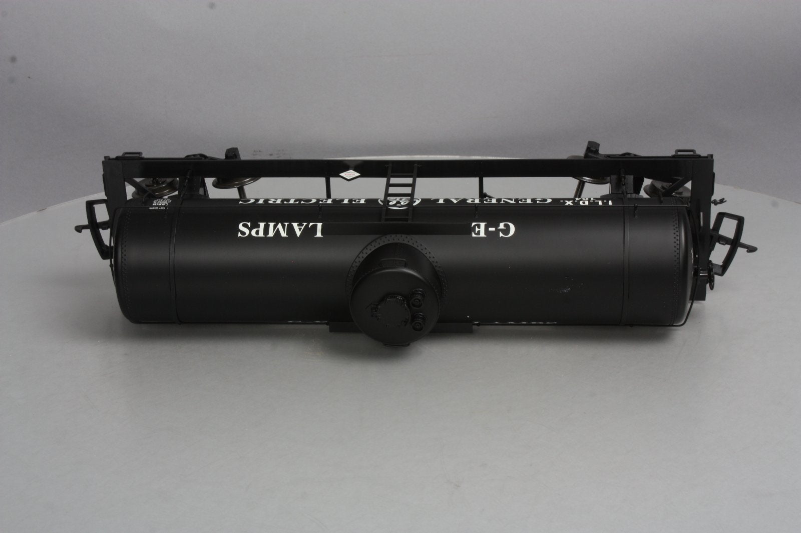 USA Trains R15118 G General Electric 10,000 Gallon Tank Car #104 - Metal Wheels