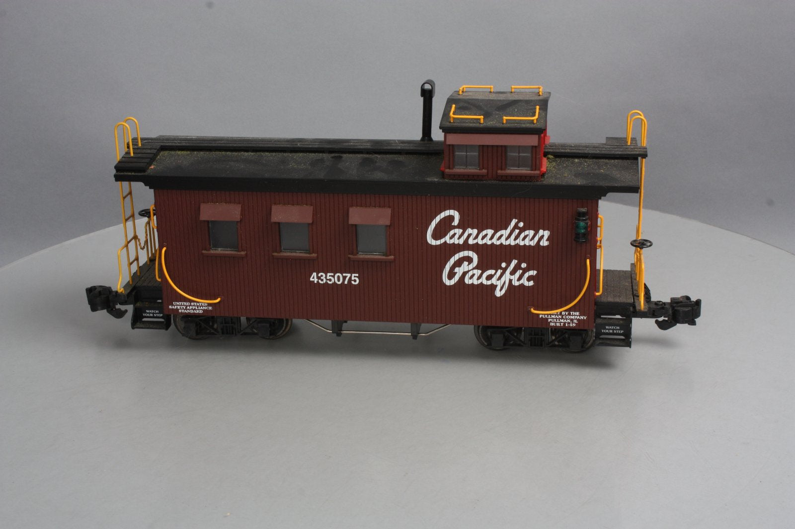 USA Trains R12023 Canadian Pacific Caboose - Metal Wheels