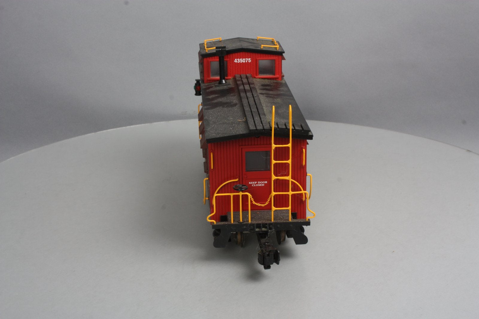 USA Trains R12023 Canadian Pacific Caboose - Metal Wheels