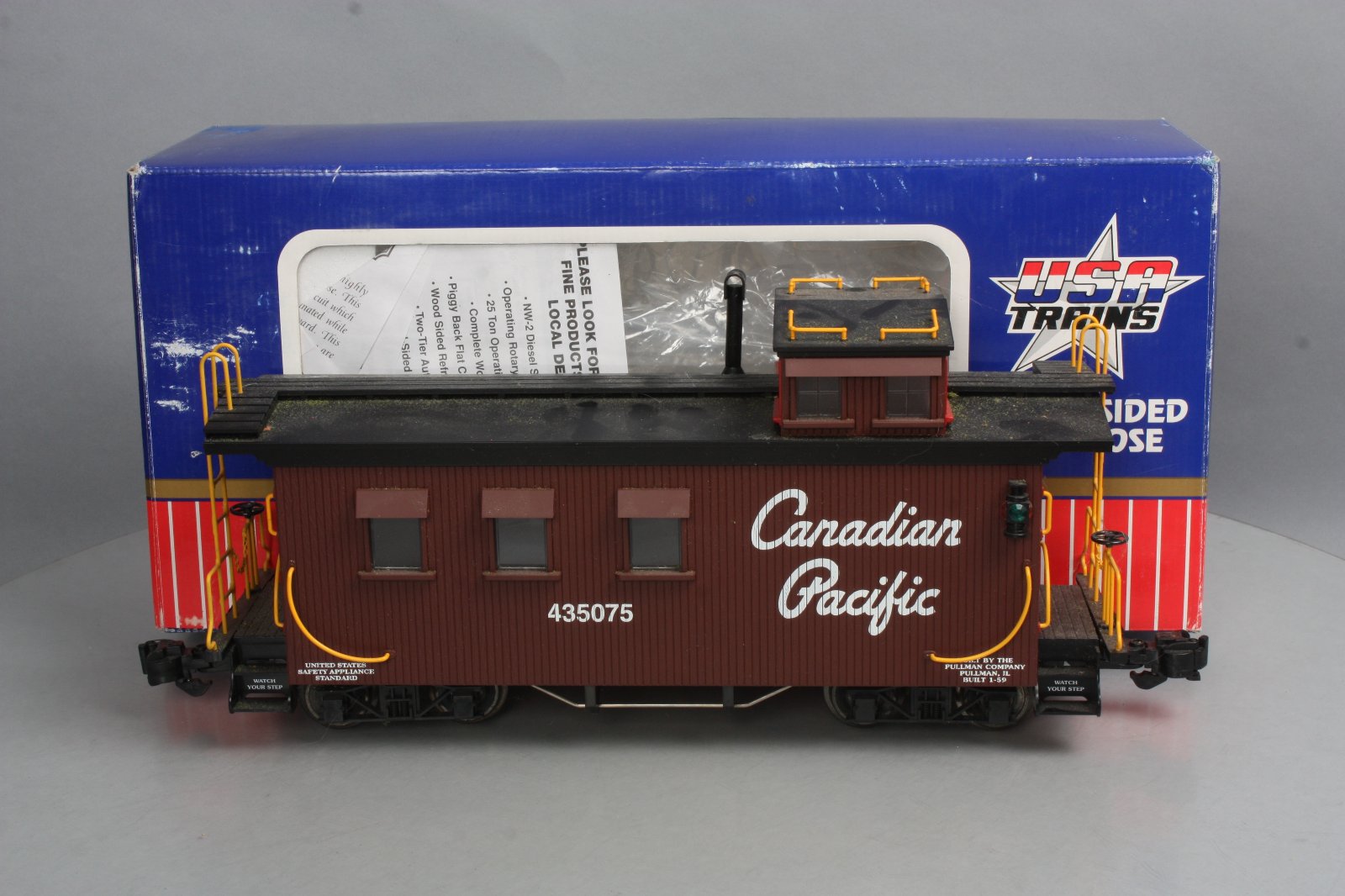 USA Trains R12023 Canadian Pacific Caboose - Metal Wheels