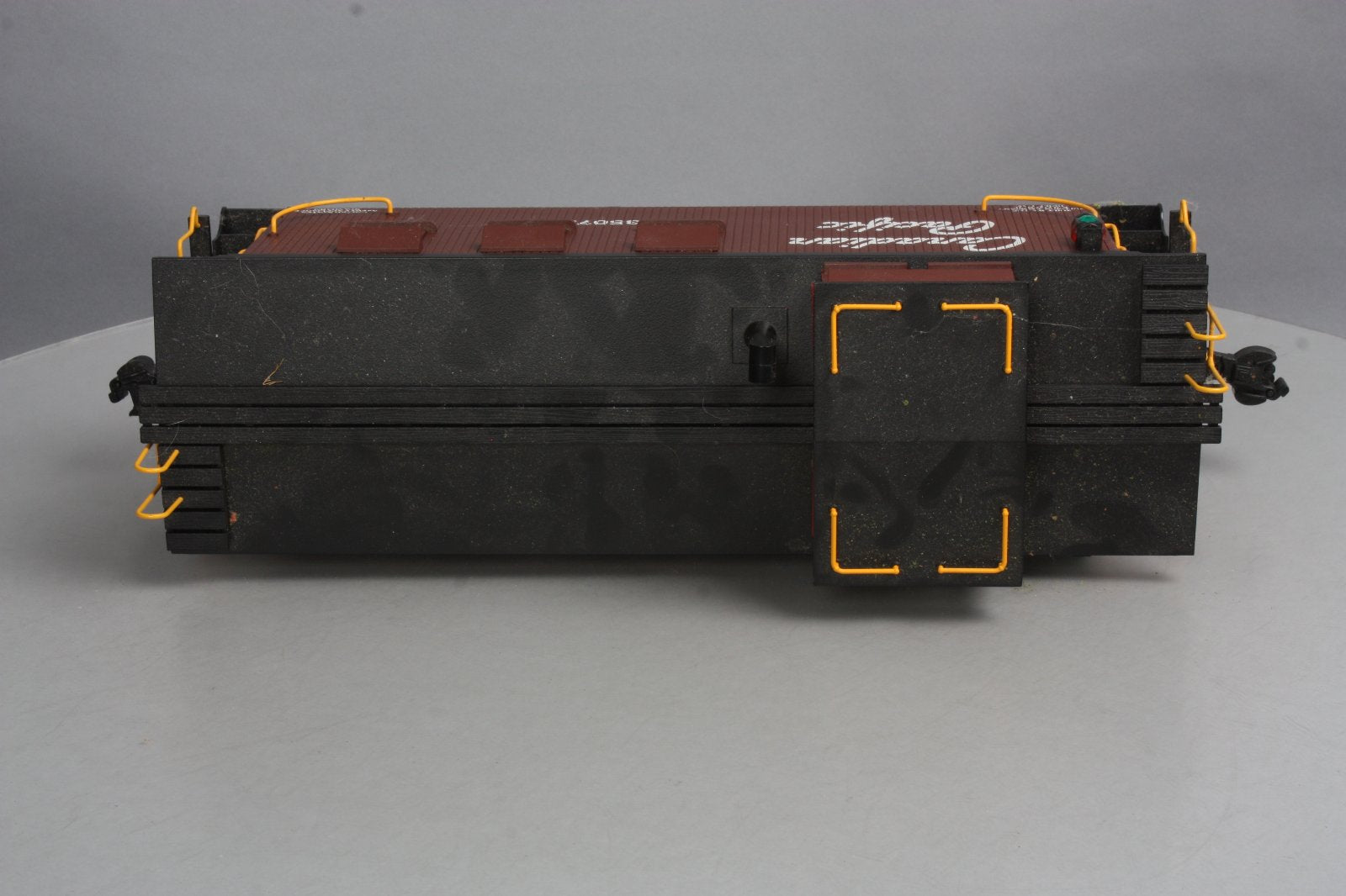 USA Trains R12023 Canadian Pacific Caboose - Metal Wheels