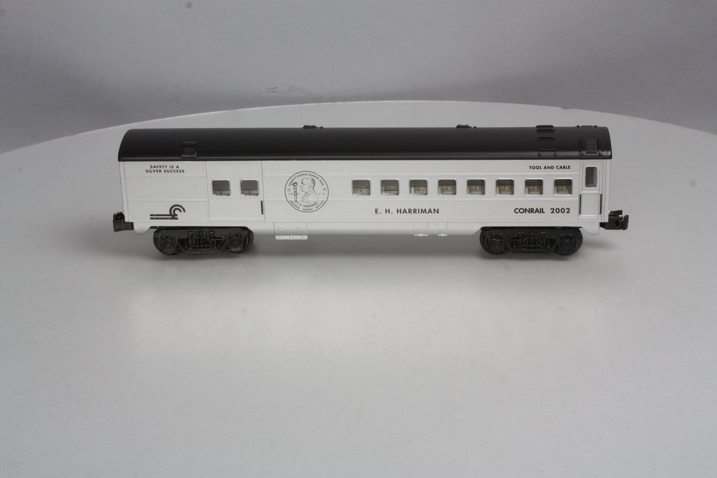 K-Line K4507-2002 O Conrail "Harriman Memorial" Silver Award Combine Car #2002