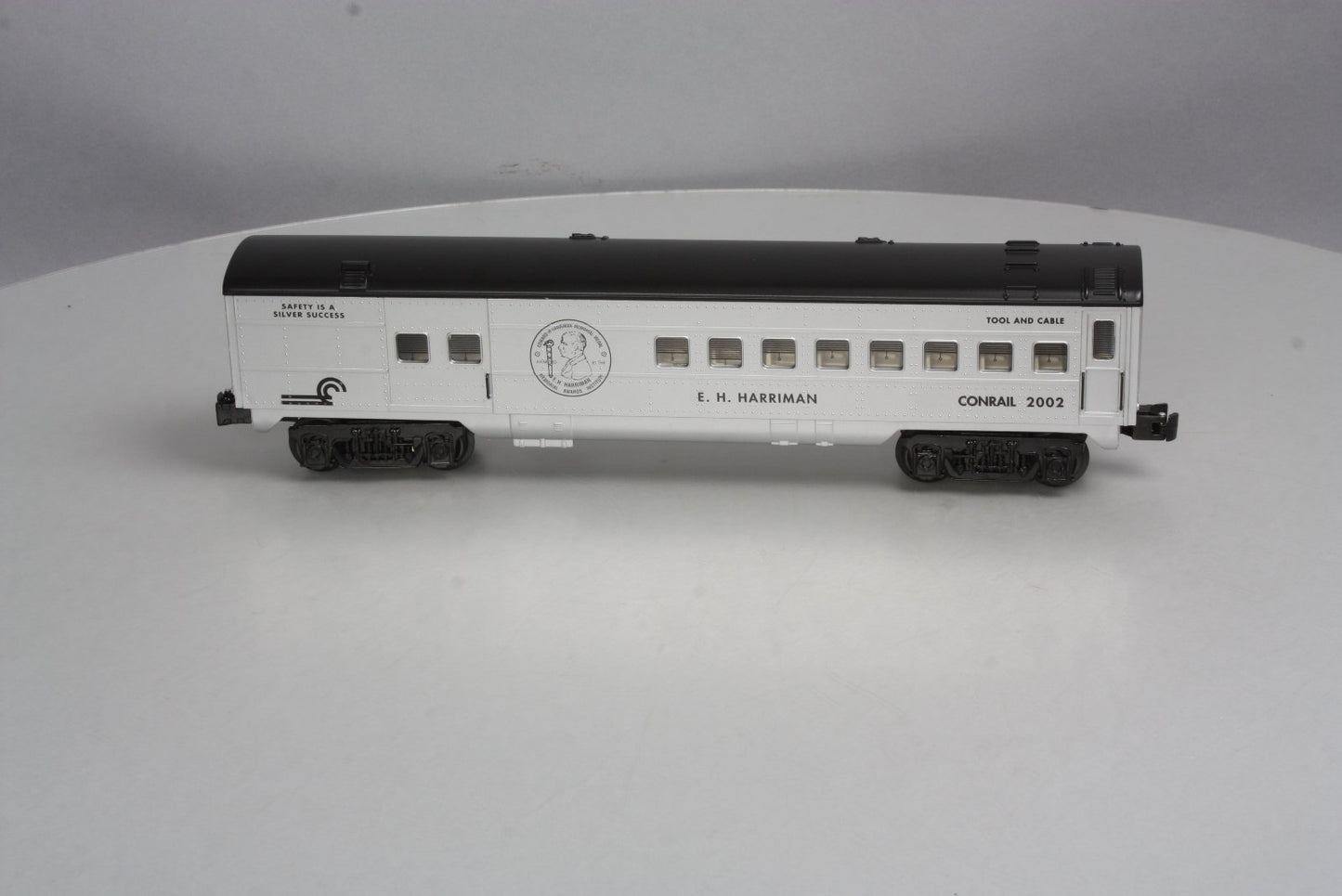 K-Line K4507-2002 O Conrail "Harriman Memorial" Silver Award Combine Car #2002