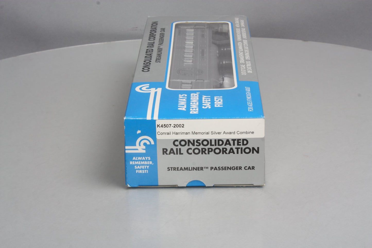 K-Line K4507-2002 O Conrail "Harriman Memorial" Silver Award Combine Car #2002
