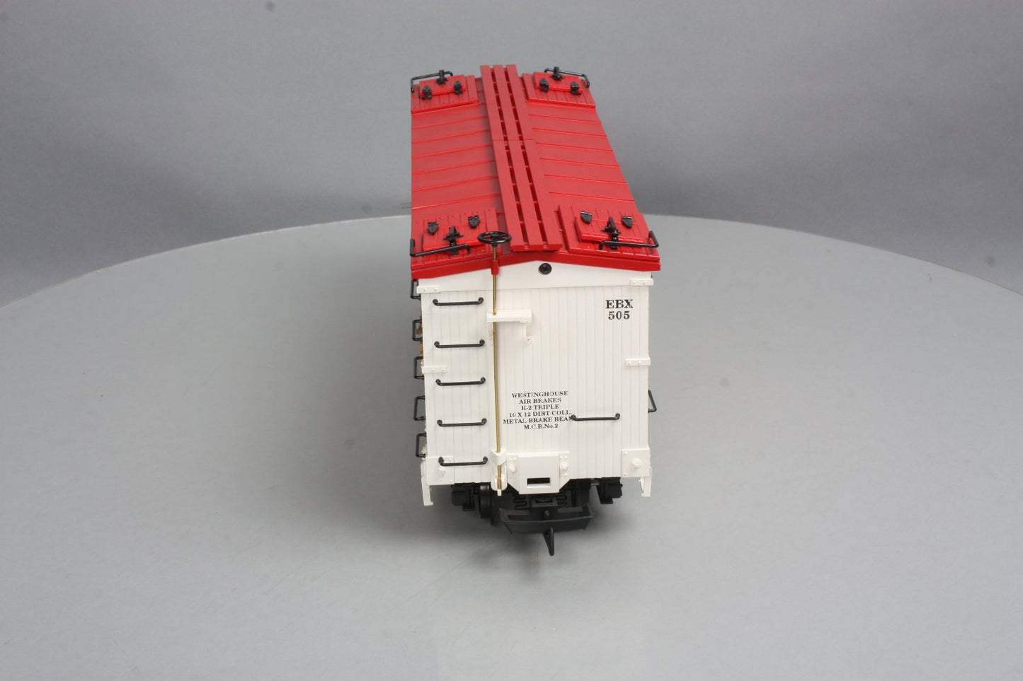 USA Trains R16414 G Scale Holland Beer Refrigerator Car